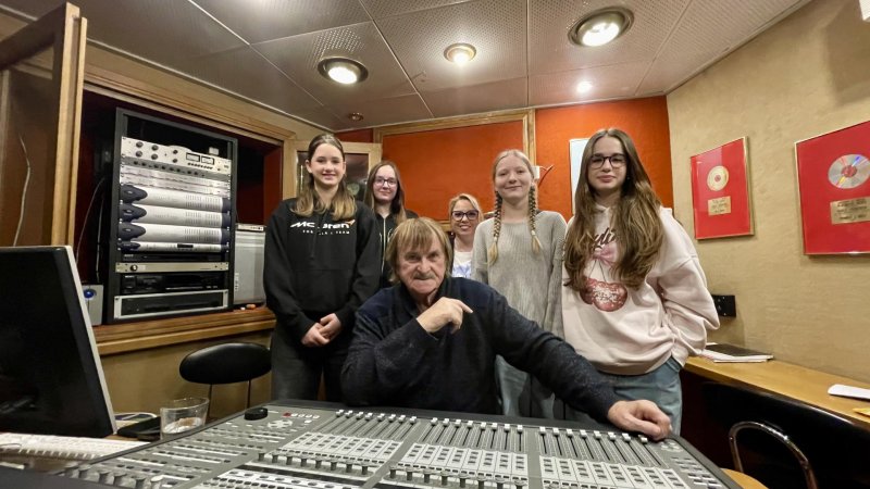 Post Bellum: Příběhy našich sousedů - osmáci mapovali příběh Karla Vágnera