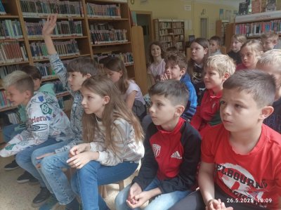 Třeťáci navštívili pobočku pražské Městské knihovny