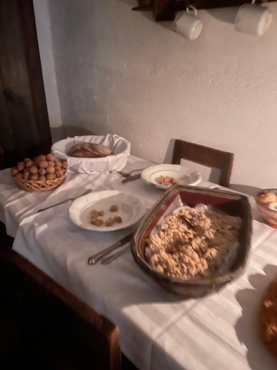 Třídy 5. C a 4. C navštívily Vánoce na statku