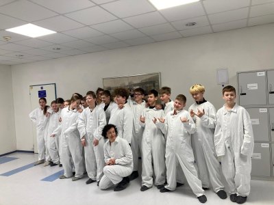 7. B se zúčastnila exkurze na Letišti Václava Havla