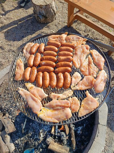 Přespávačka ve škole plná zážitků